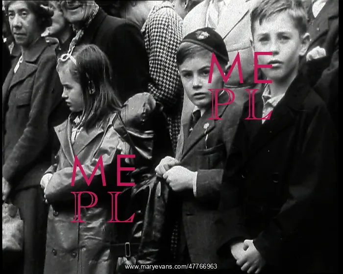 : Several Children at the Front of a Crowd Near : Several Children at the Front of a Crowd Near