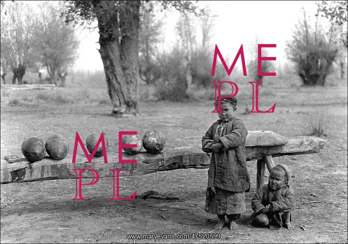 : Two children in Kashgar, western China : Two children in Kashgar, western China