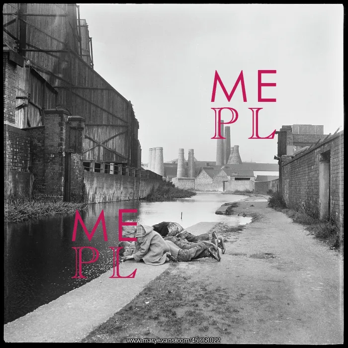 : Children lying on the towpath looking into the Caldon Canal : Children lying on the towpath looking into the Caldon Canal