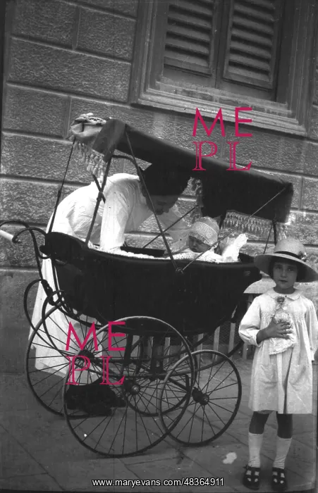  : Children, nanny and pram