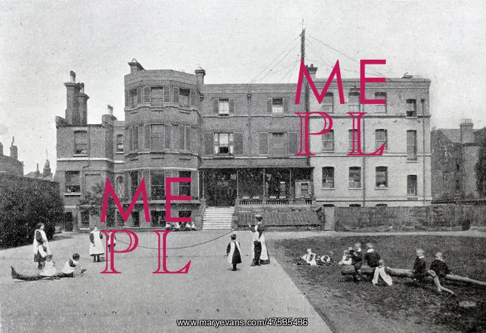 : Children at play in the grounds of Marlesford Lodge : Children at play in the grounds of Marlesford Lodge