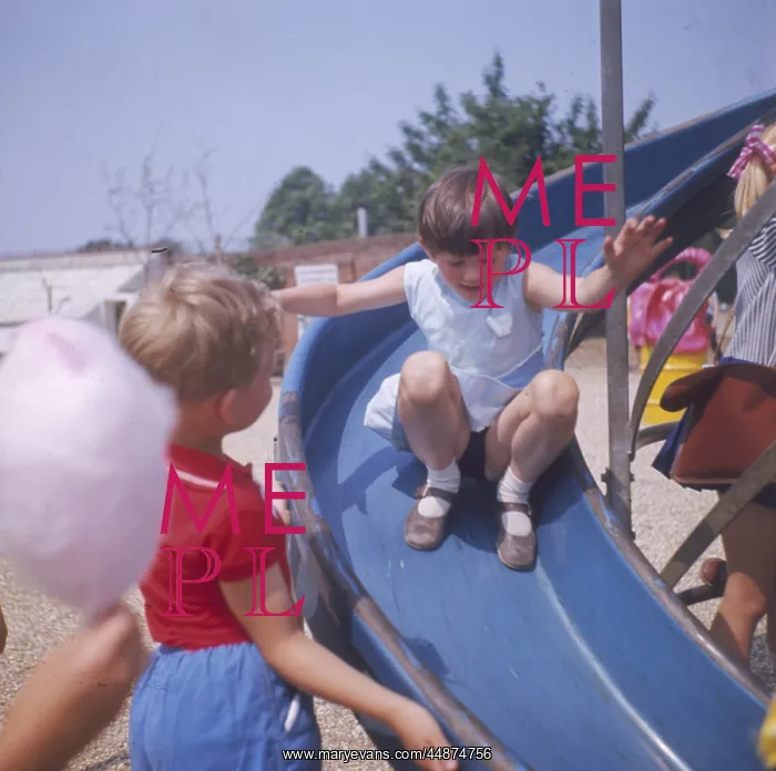 : CHILDREN PLAYING : CHILDREN PLAYING