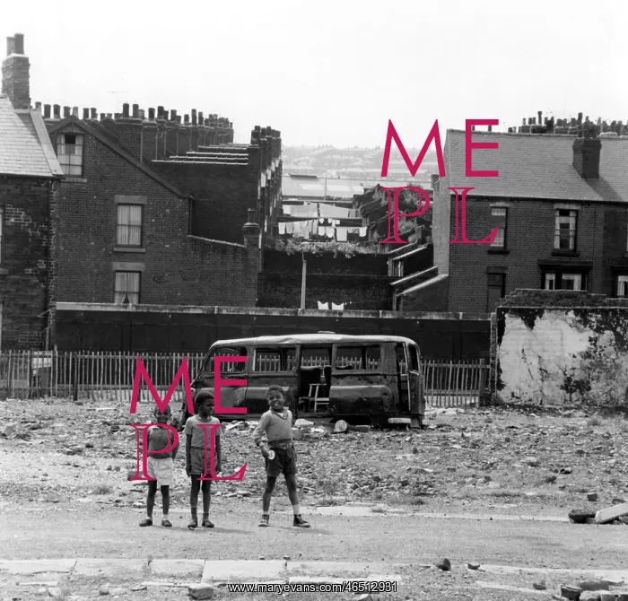  : Children playing in the street
