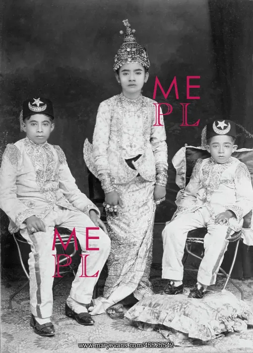 : Children of Rama VI of Siam : Children of Rama VI of Siam