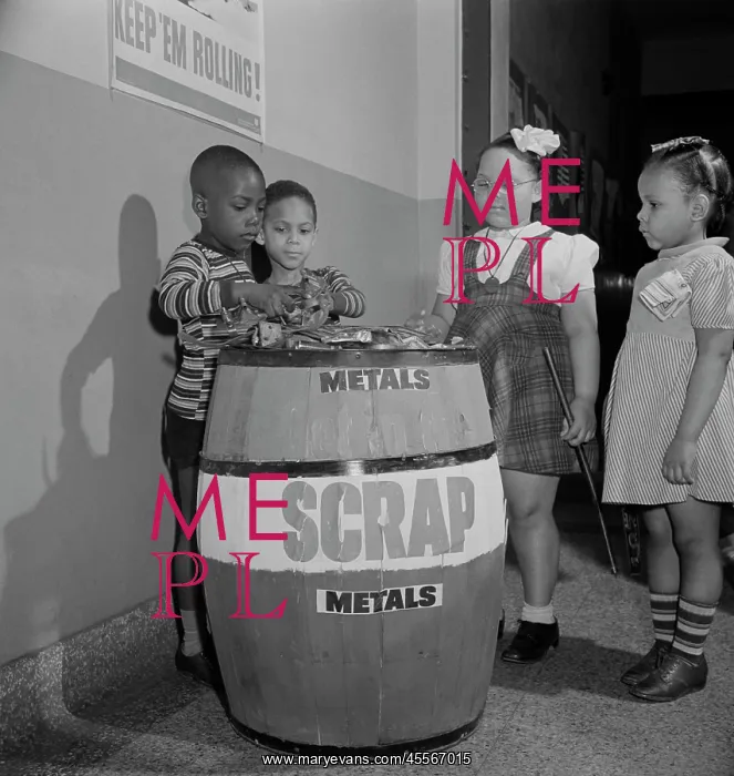 : Children - Recycle - School WWII : Children - Recycle - School WWII