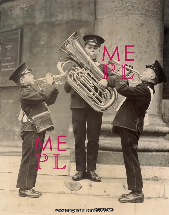 : Three children of a school band : Three children of a school band