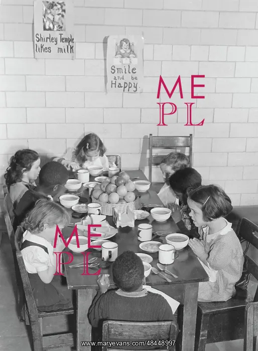  : Children at school lunch program, circa 1936