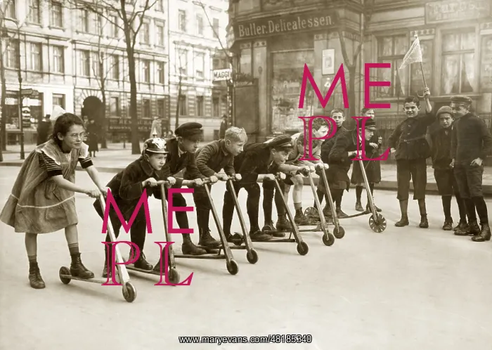 : Children at a scooter race, 1922 : Children at a scooter race, 1922