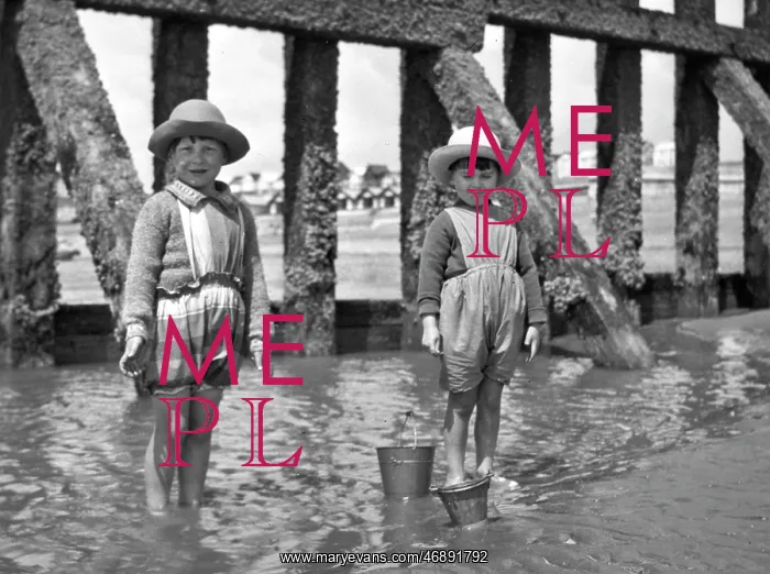 : Two children at the seaside : Two children at the seaside