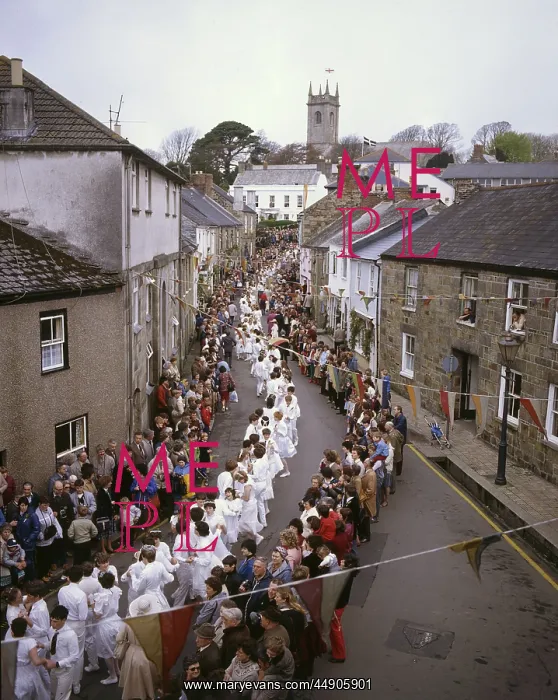 : Children taking part in Helston Floral Dance, Cornwall : Children taking part in Helston Floral Dance, Cornwall