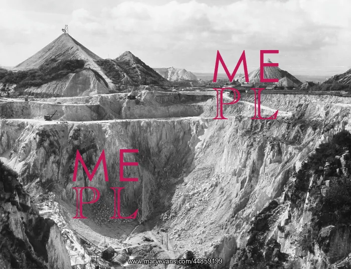 : CHINA CLAY QUARRY : CHINA CLAY QUARRY