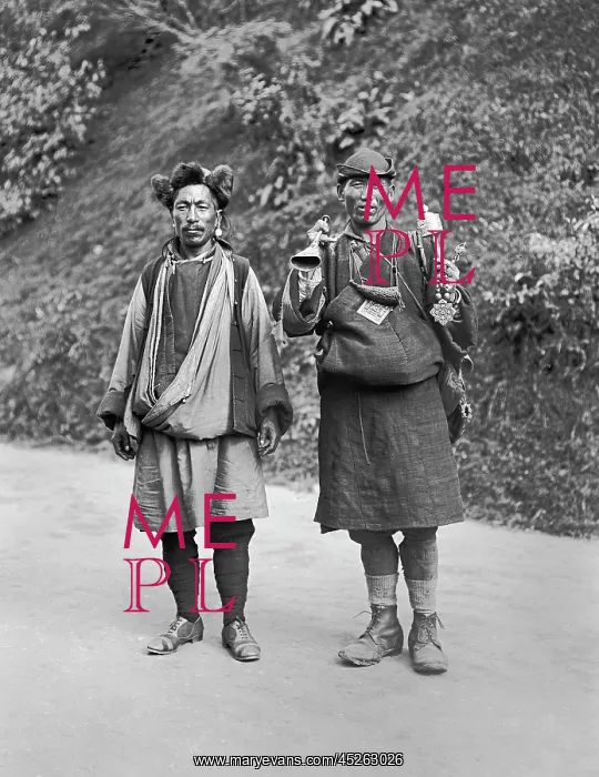 : China - Locals around 1912 : China - Locals around 1912