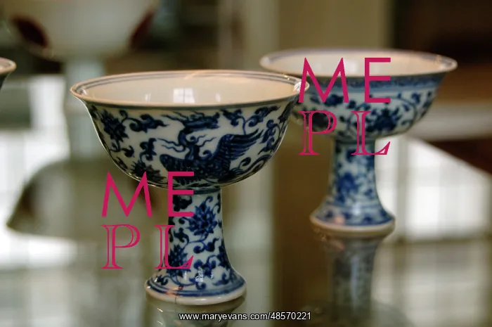 : China. Underglazee blue cups. Ming dynasty, Xuande period (1 : China. Underglazee blue cups. Ming dynasty, Xuande period (1