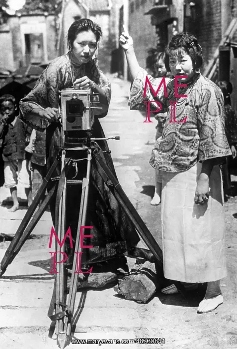 : Chinese filmmakers in Canton, 1925 : Chinese filmmakers in Canton, 1925