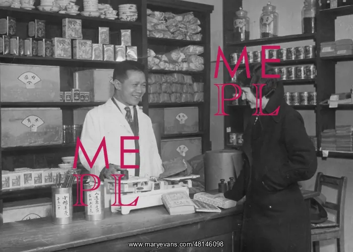: Chinese merchant in Berlin, 1934 : Chinese merchant in Berlin, 1934