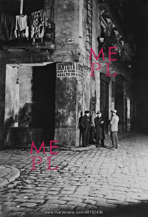 : Chinese quarter in Barcelona, 1936 : Chinese quarter in Barcelona, 1936