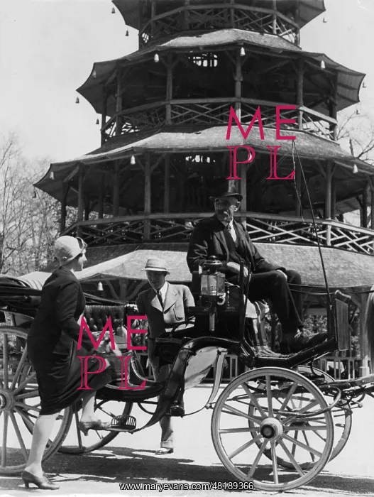 : The Chinesischer Turm ('Chinese Tower'), 1936 : The Chinesischer Turm ('Chinese Tower'), 1936