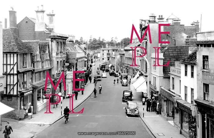  : Chippenham, High Street c1950