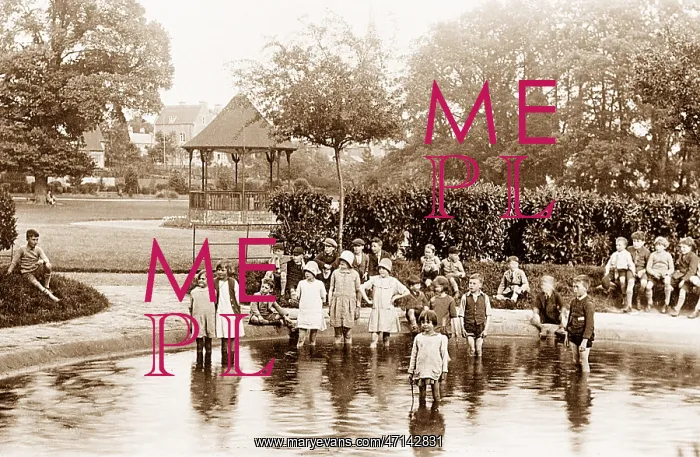  : Chippenham John Cole's Park early 1900s