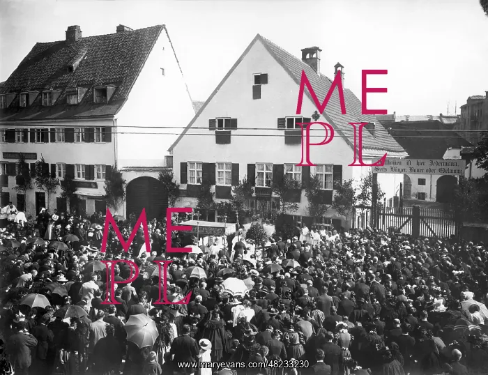 : Cholera procession in Haidhausen, 1898 : Cholera procession in Haidhausen, 1898