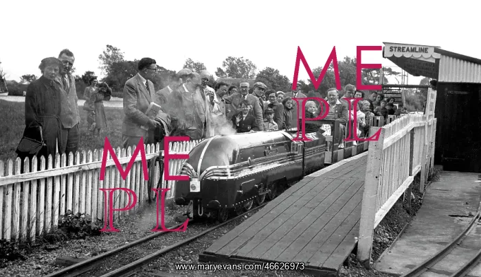 : Christchurch, Miniature Railway, Wick Ferry Holiday Camp c19 : Christchurch, Miniature Railway, Wick Ferry Holiday Camp c19