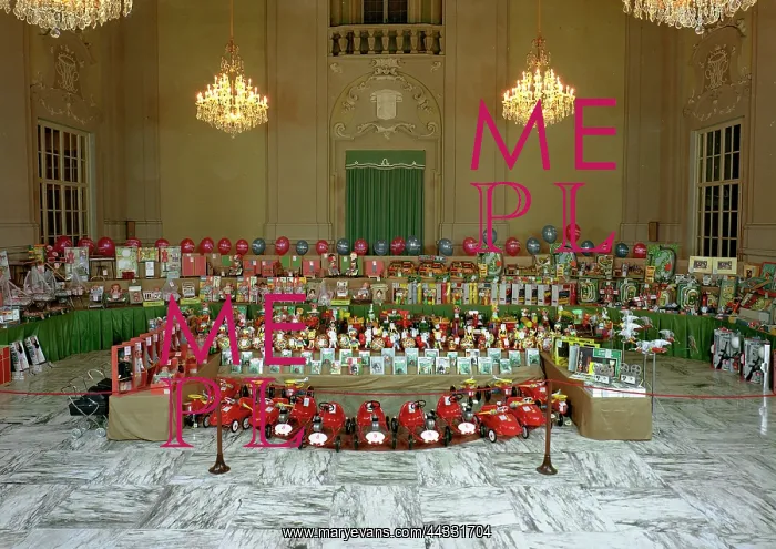 : Christmas. Cassa di Risparmio of Bologna, main room with toys for the festival : Christmas. Cassa di Risparmio of Bologna, main room with toys for the festival