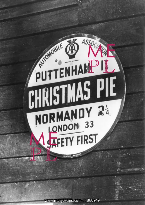 : CHRISTMAS PIE : CHRISTMAS PIE