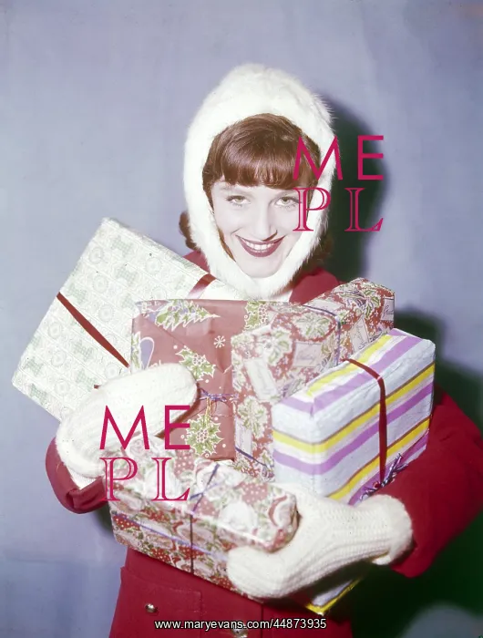 : CHRISTMAS PRESENTS! : CHRISTMAS PRESENTS!