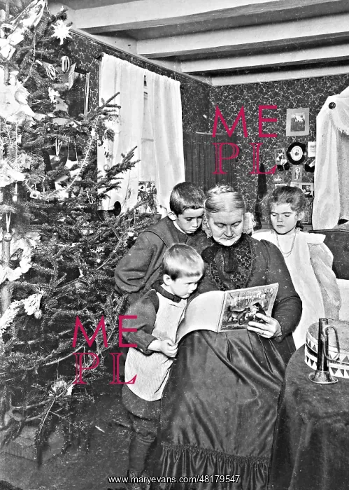  : Under the Christmas tree, 1910
