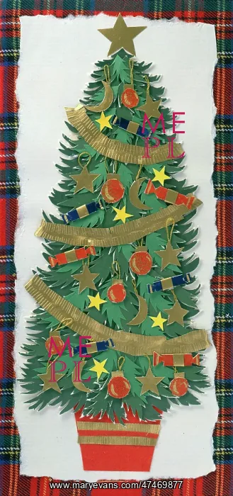 : Christmas Tree with Christmas crackers : Christmas Tree with Christmas crackers