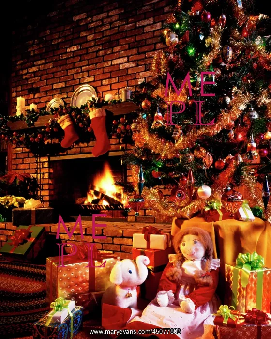 : Christmas Tree by Fireplace : Christmas Tree by Fireplace