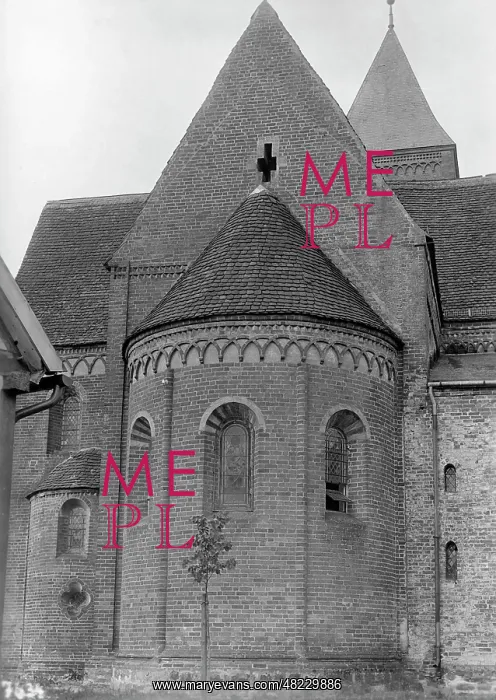 : Church in Diesdorf, around the 1930s : Church in Diesdorf, around the 1930s