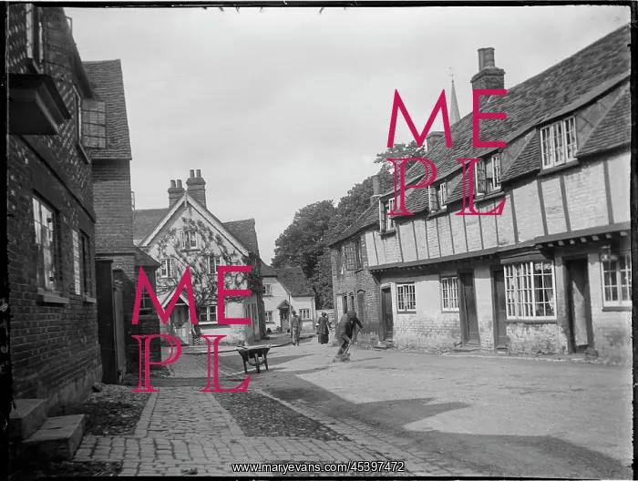 : CHURCH STREET, PRINCES RISBOROUGH, WYCOMBE, BUCKINGHAMSHIRE : CHURCH STREET, PRINCES RISBOROUGH, WYCOMBE, BUCKINGHAMSHIRE