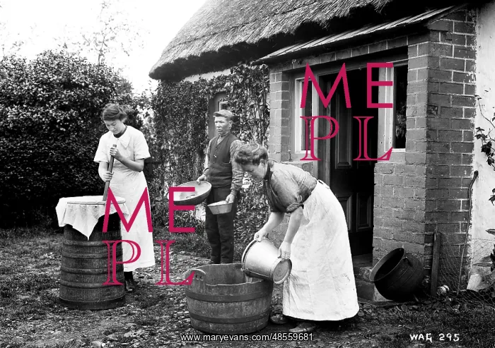 : Churning Day, Toome, Co Antrim : Churning Day, Toome, Co Antrim