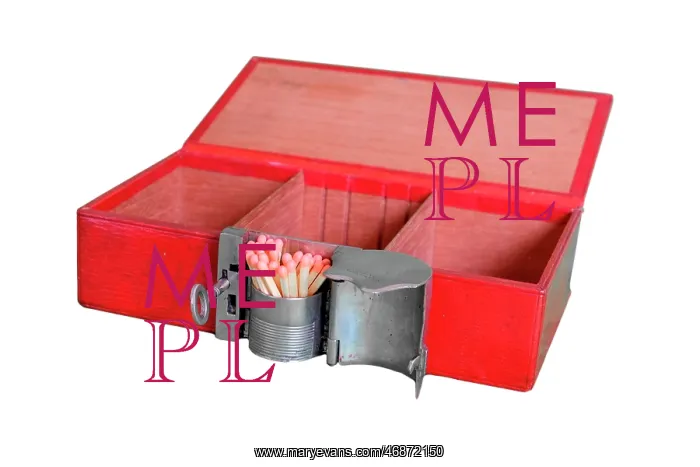 : Cigarette box with matches - opened : Cigarette box with matches - opened