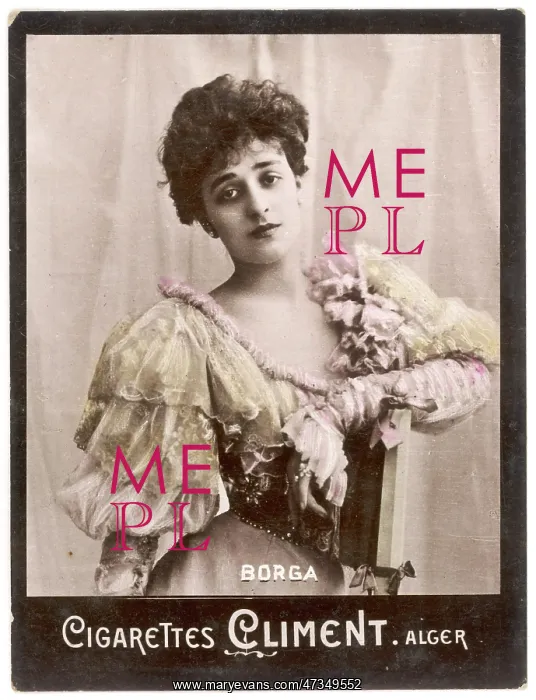 : Cigarette card - Woman : Cigarette card - Woman