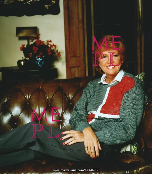 : Cilla Black