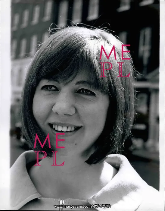 : Cilla Changes Her Hairstyle : Cilla Changes Her Hairstyle