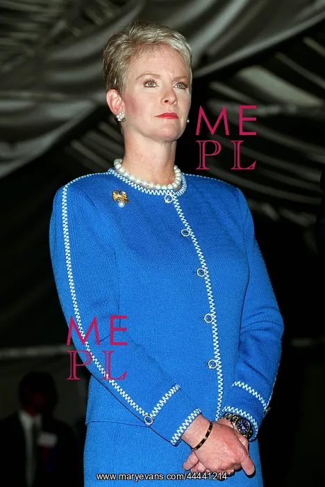  : Cindy Mccain