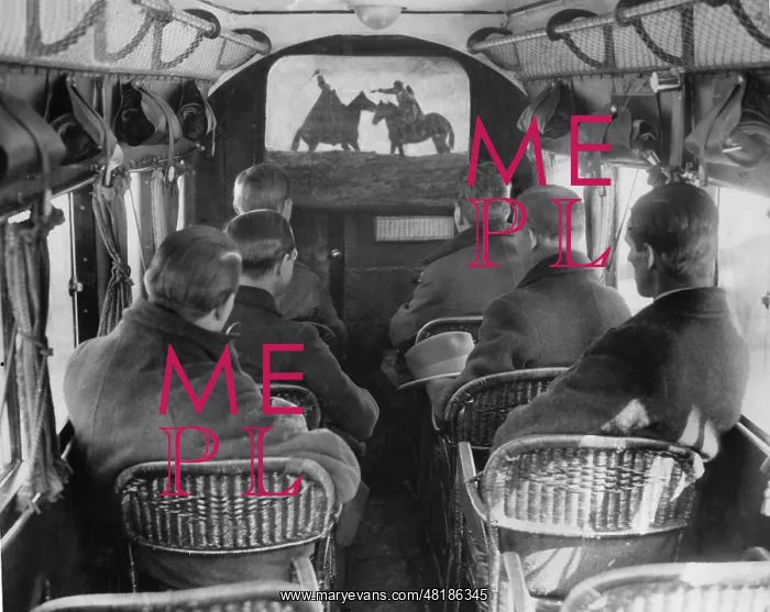 : Cinema in the airplane, 1925 : Cinema in the airplane, 1925