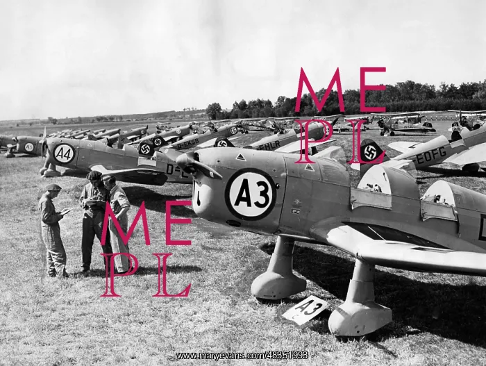 : Circuit flight of the NSFK in Rangsdorf, 1939 : Circuit flight of the NSFK in Rangsdorf, 1939