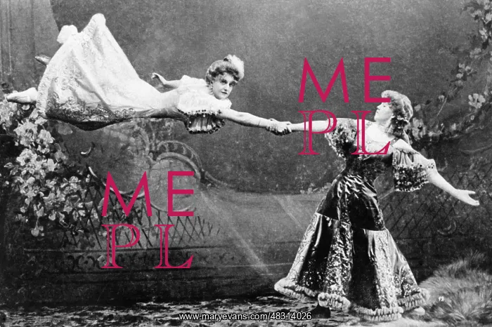  : Circus performance, around 1900