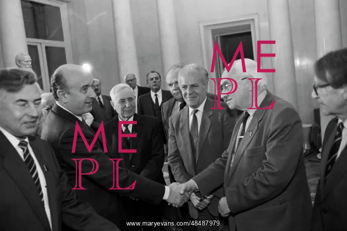 : Ciriaco De Mita visits USSR : Ciriaco De Mita visits USSR