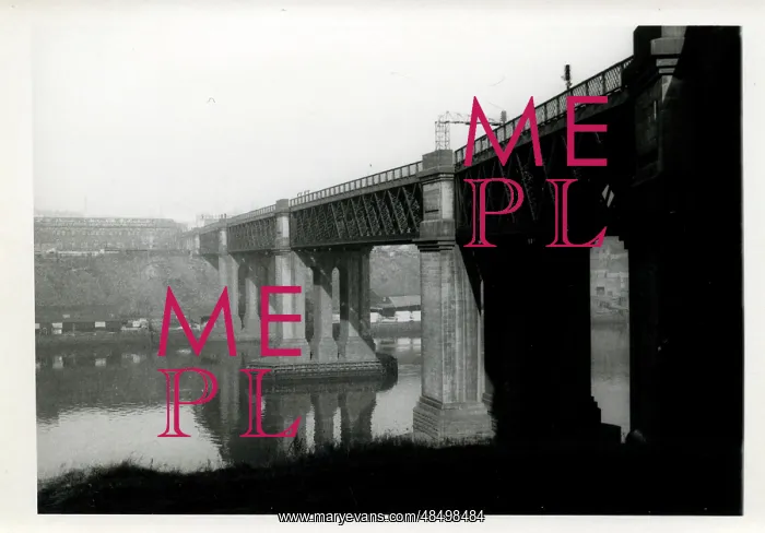 : City Centre Bridge, Newcastle-Upon-Tyne, Northumberland : City Centre Bridge, Newcastle-Upon-Tyne, Northumberland