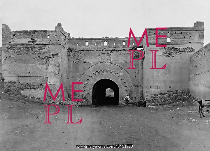 : City gate of Marrakech, 1934 : City gate of Marrakech, 1934