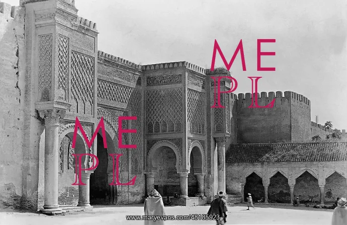 : City gate in Meknes, 1922 : City gate in Meknes, 1922