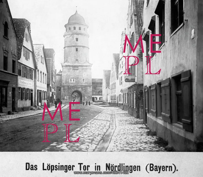 : City gate in Noerdlingen, 1908 : City gate in Noerdlingen, 1908