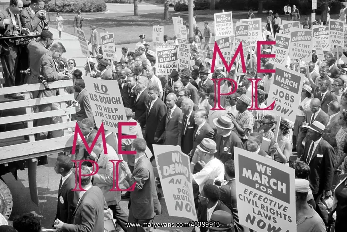 : Civil rights leaders surrounded by crowds : Civil rights leaders surrounded by crowds