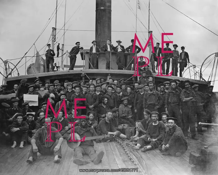: US Civil War. Crew of the USS Hunchback, side-wheel : US Civil War. Crew of the USS Hunchback, side-wheel