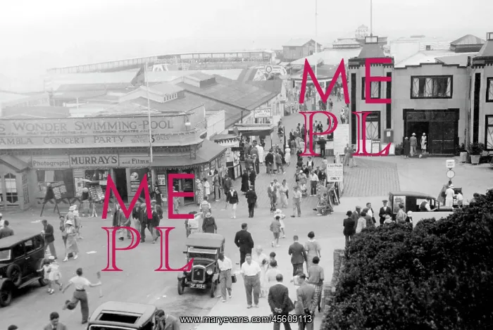  : Clacton-on-Sea, Central Promenade c1947
